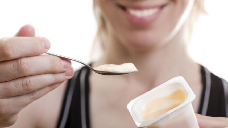 Nên chọn sữa chua là thực phẩm giảm cân an toàn - a chua là một sản phẩm sữa được làm từ sữa lên men, không chỉ tốt cho sức khỏe đường ruột mà còn có tác dụng giảm cân.
Với thành phần dinh dưỡng hỗ trợ sự phát triển cơ bắp, sức mạnh của xương và sức khỏe đường ruột, cân bàn điện tử 200kgsữa chua cung cấp 